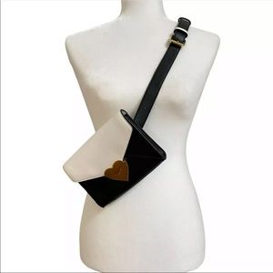 Dear drew by Drew Barrymore belt bag - black and white